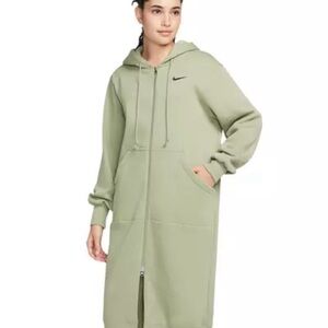 Nike Women's Sportswear Phoenix Fleece Oversized Long Full-Zip Jacket in Olive